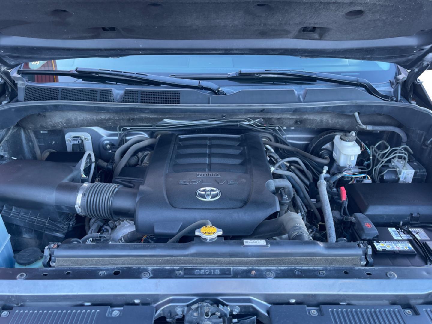 2014 Gray Toyota Tundra SR5 5.7L V8 FFV CrewMax 4WD (5TFDW5F14EX) with an 5.7L V8 DOHC 32V FFV engine, 6-Speed Automatic transmission, located at 1960 Industrial Drive, Wasilla, 99654, (907) 274-2277, 61.573475, -149.400146 - Photo#21